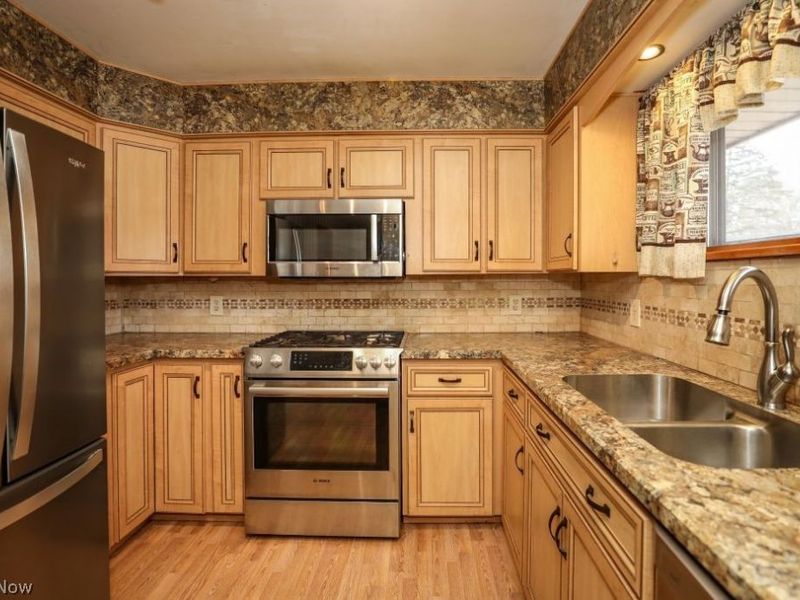 6361 Marchinn Drive, Ravenna, OH 44266 Photo 19