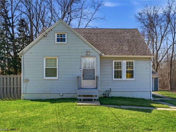 9614 Ravenna Road, Twinsburg, OH 44087