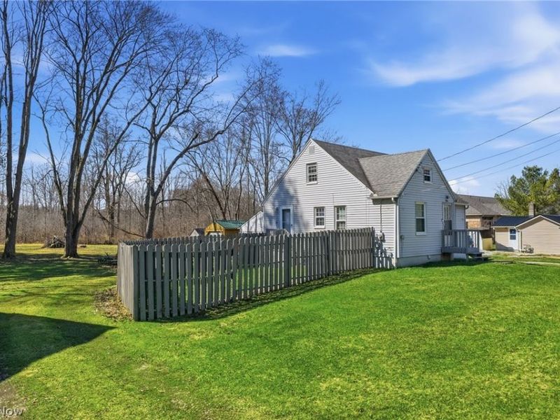 9614 Ravenna Road, Twinsburg, OH 44087 Photo 3