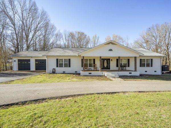 835 BRECKENRIDGE LN, Savannah, TN 38372