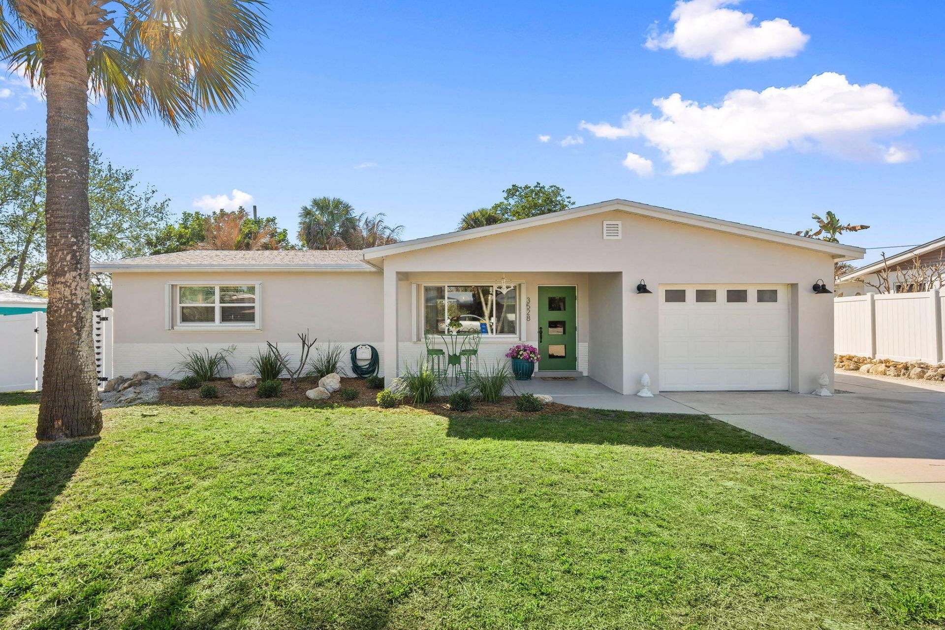 3528 NE Jeannette Drive, Jensen Beach, FL 34957 Photo