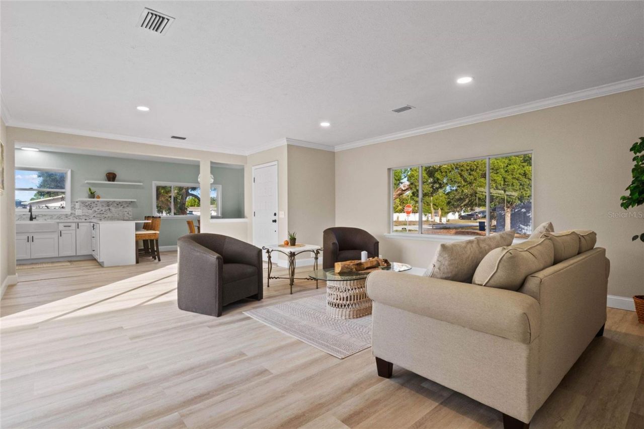 5209 1st Avenue W, Bradenton, FL 34209 Photo