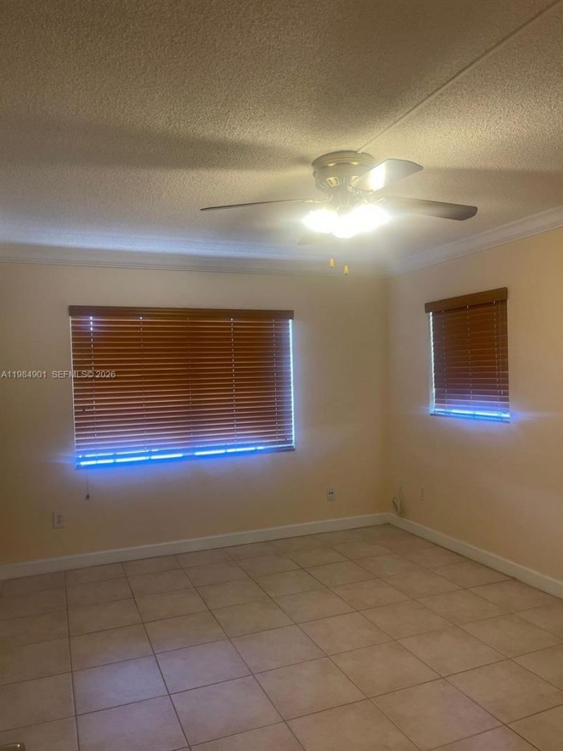 8600 SW 109th Ave, Unit 4-220, Miami, FL 33173 Photo
