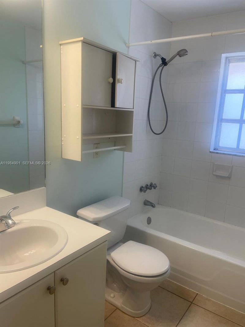 8600 SW 109th Ave, Unit 4-220, Miami, FL 33173 Photo