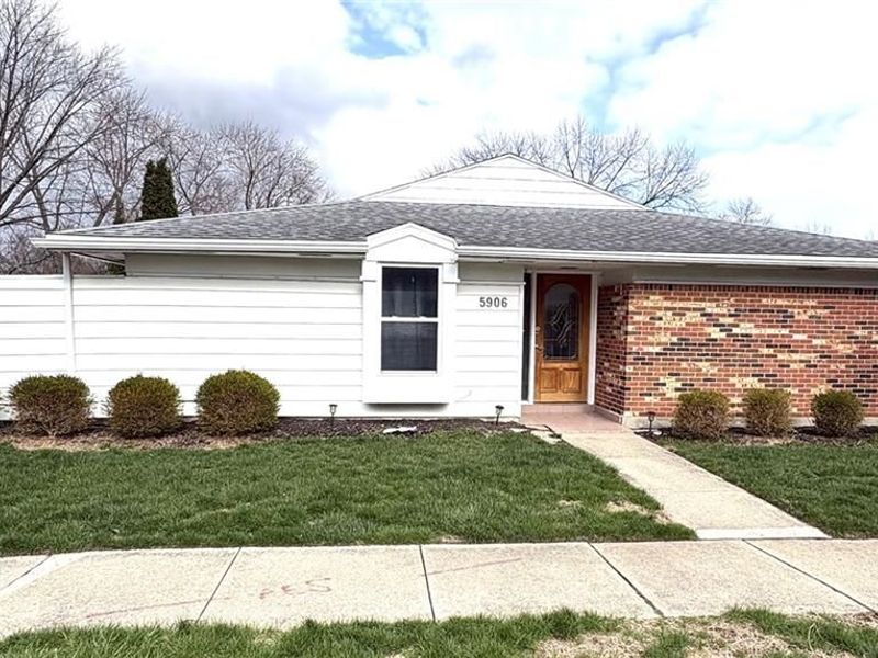 5906 Troy Villa Boulevard, Huber Heights, OH 45424 Photo 1