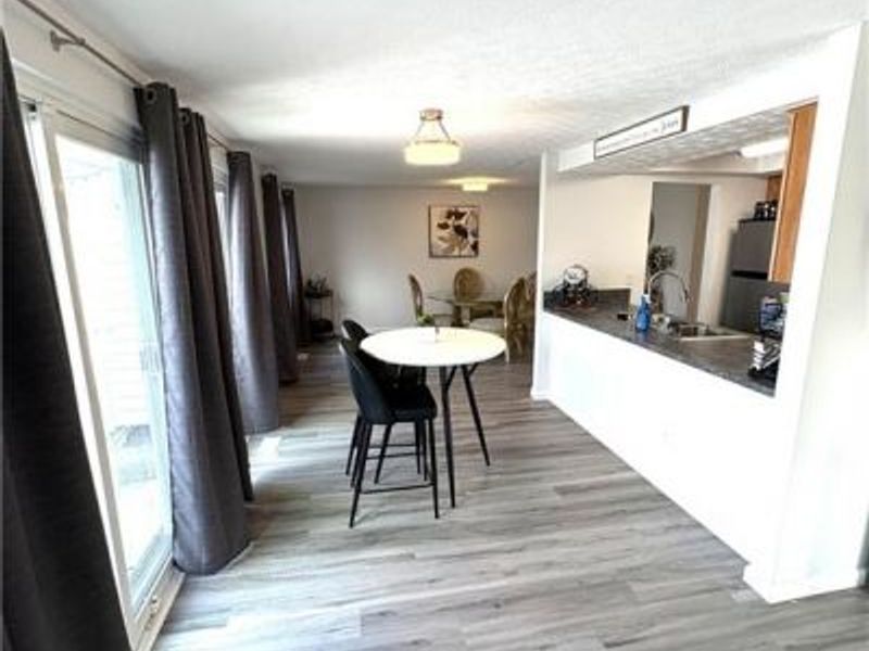 5906 Troy Villa Boulevard, Huber Heights, OH 45424 Photo 6