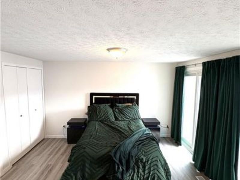 5906 Troy Villa Boulevard, Huber Heights, OH 45424 Photo 8