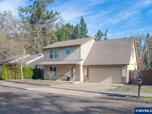 1708 Fir St, Sweet Home, OR 97386