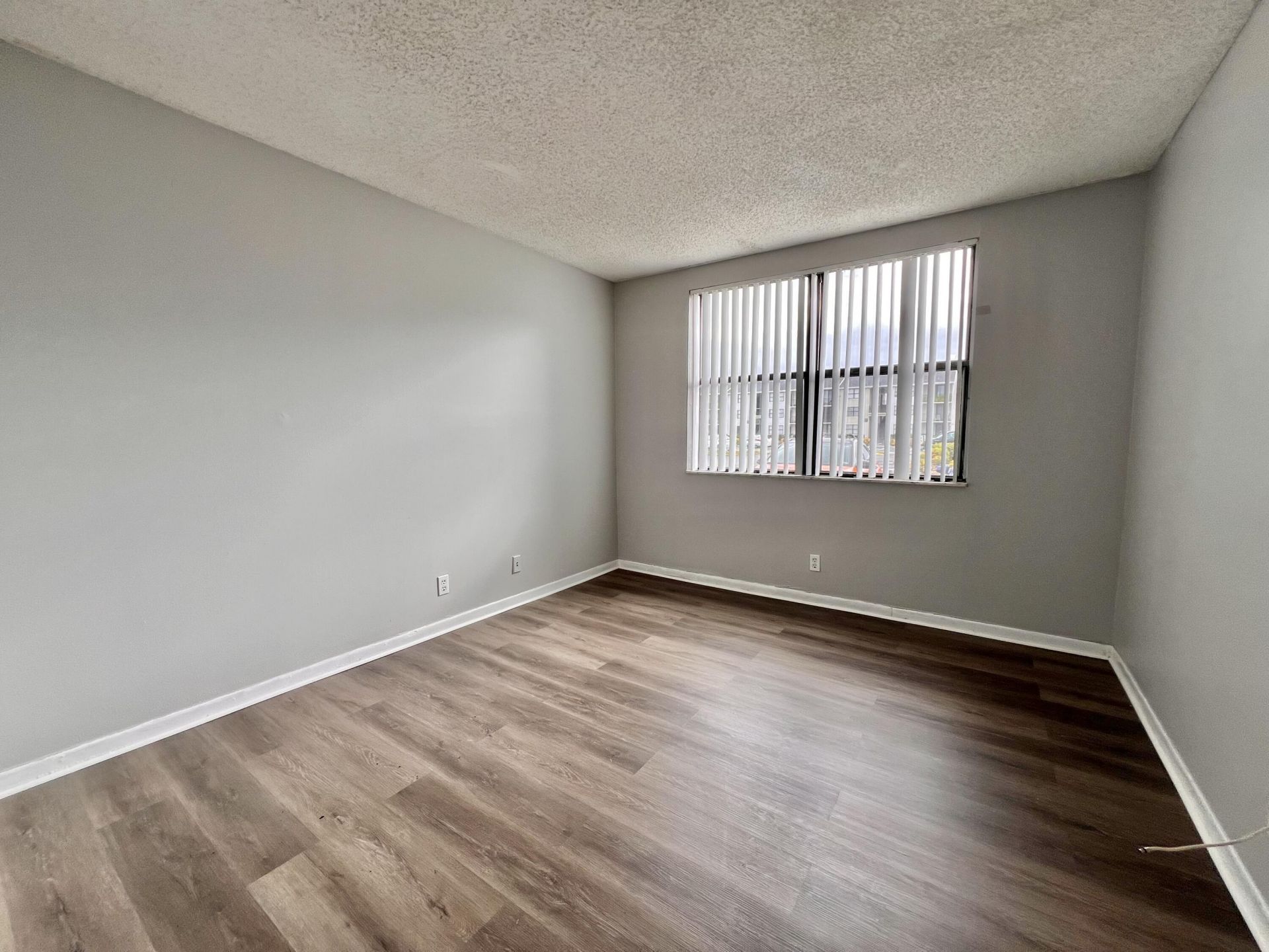 724 Executive Center Drive, Unit 12, West Palm Beach, FL 33401 Photo