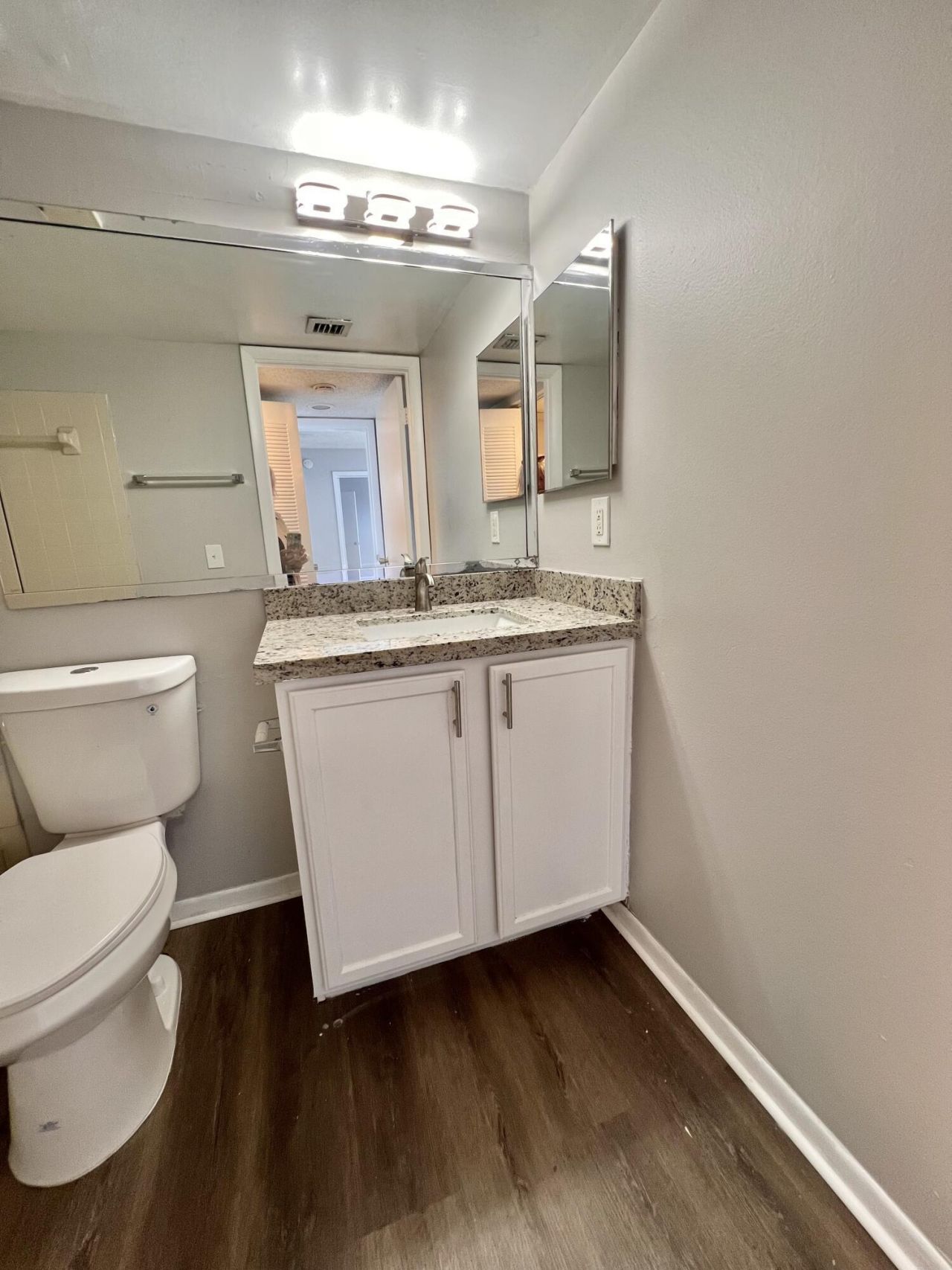 724 Executive Center Drive, Unit 12, West Palm Beach, FL 33401 Photo