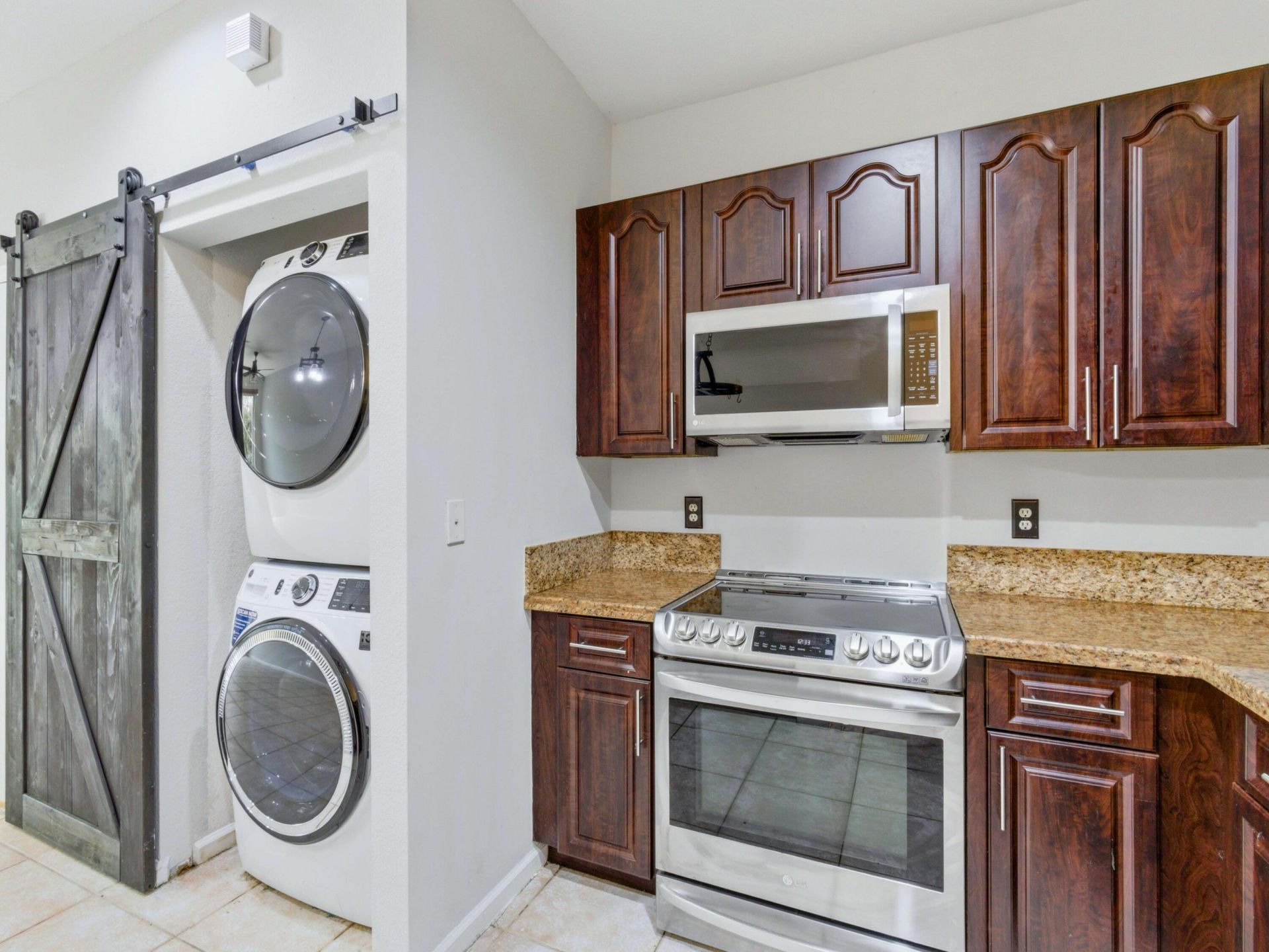 8772 Cypress Walk Court, Tamarac, FL 33321 Photo