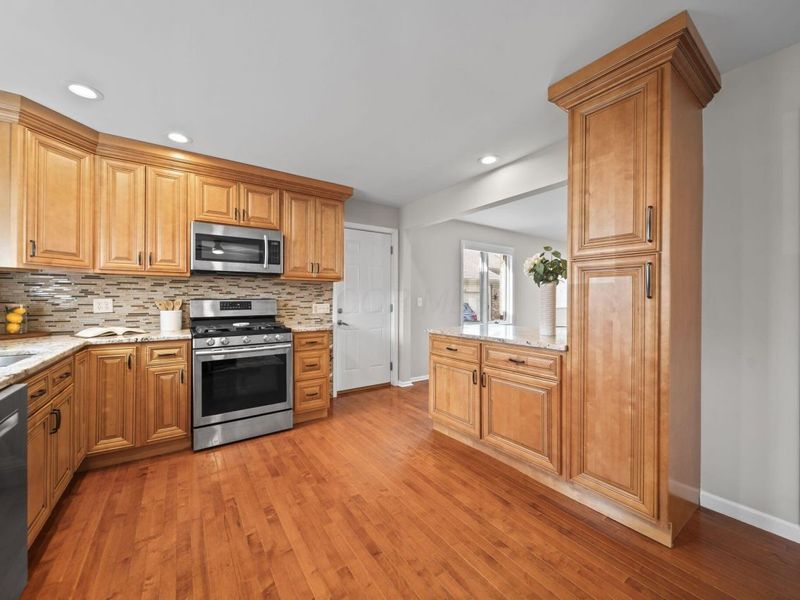 8639 Craigston Court, Dublin, OH 43017 Photo 7