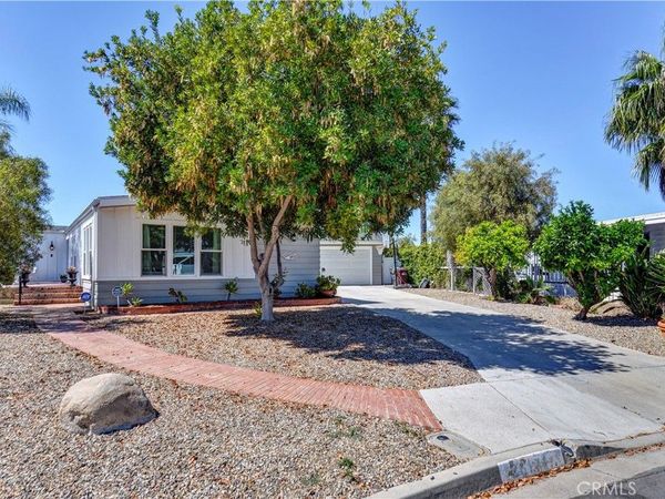 26171 Kentia Palm, Homeland, CA 92548