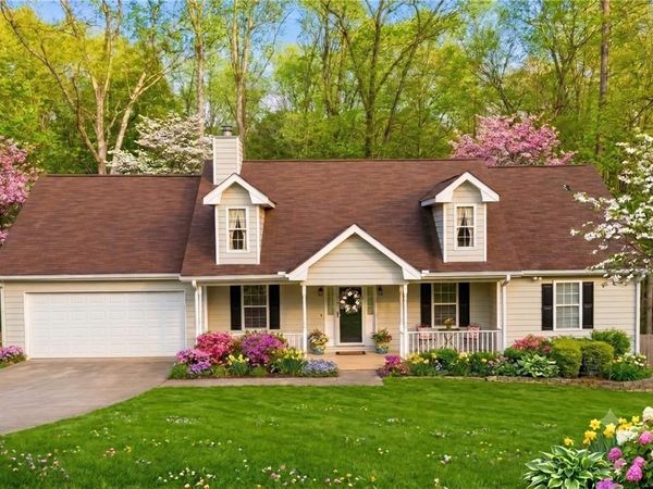 130 Lakefront Drive, Covington, GA 30016