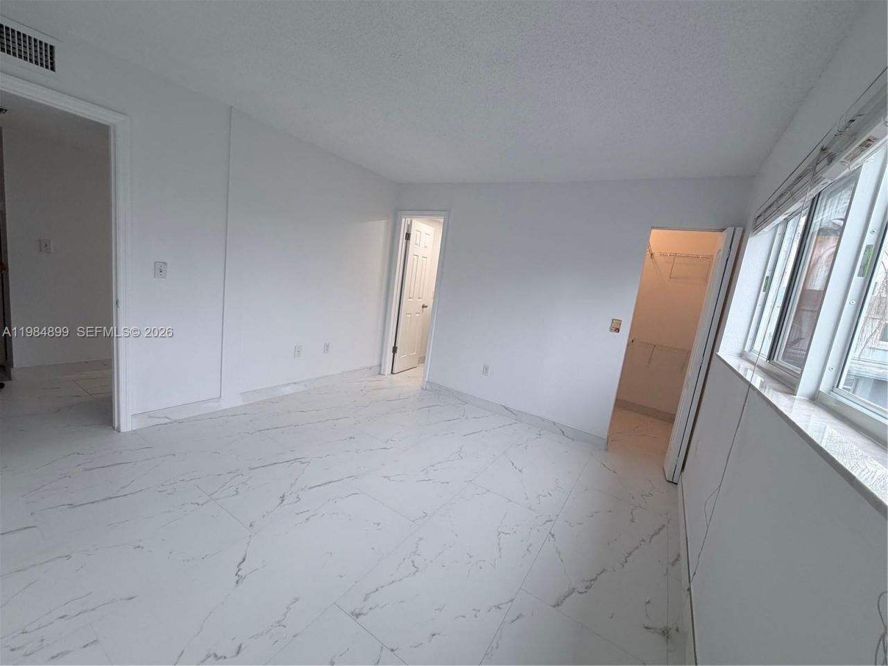 9365 Fontainebleau Blvd , Unit E218, Miami, FL 33172 Photo