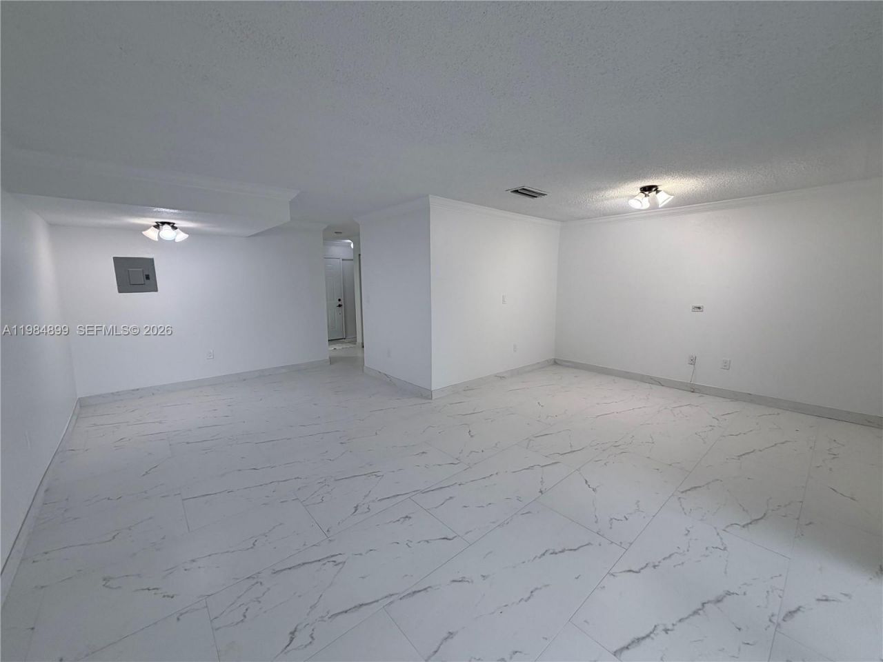 9365 Fontainebleau Blvd , Unit E218, Miami, FL 33172 Photo