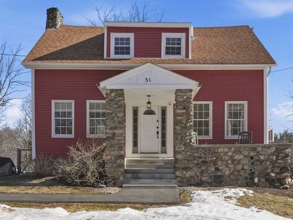 51 Bear Hill Rd, Merrimac, MA 01860