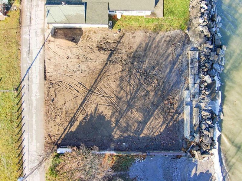 8411 W Division Street, Oak Harbor, OH 43449 Photo 13