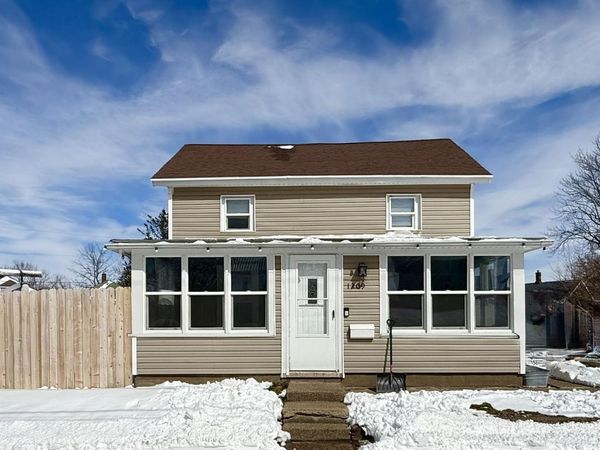 1209 SMALLEY, Muscatine, IA 52761