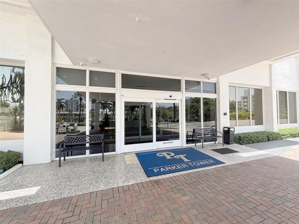 3140 S Ocean Drive, Unit 809, Hallandale Beach, FL 33009 Photo