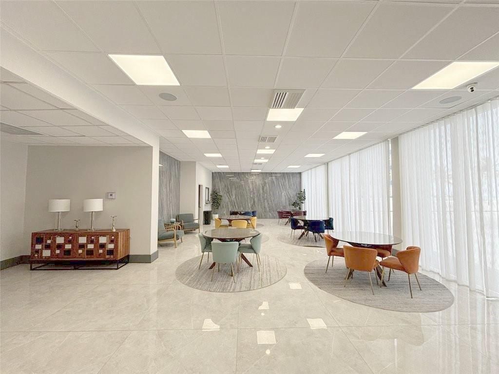 3140 S Ocean Drive, Unit 809, Hallandale Beach, FL 33009 Photo