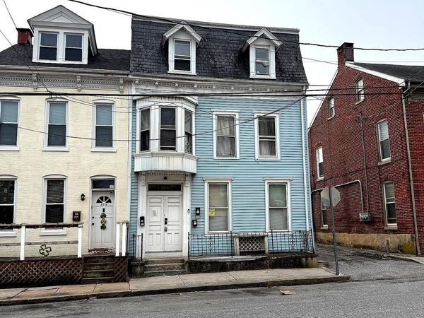 526 W PHILADELPHIA STREET, YORK, PA 17403