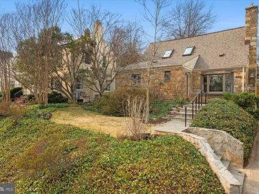 503 WOODLAND TERRACE, ALEXANDRIA, VA 22302