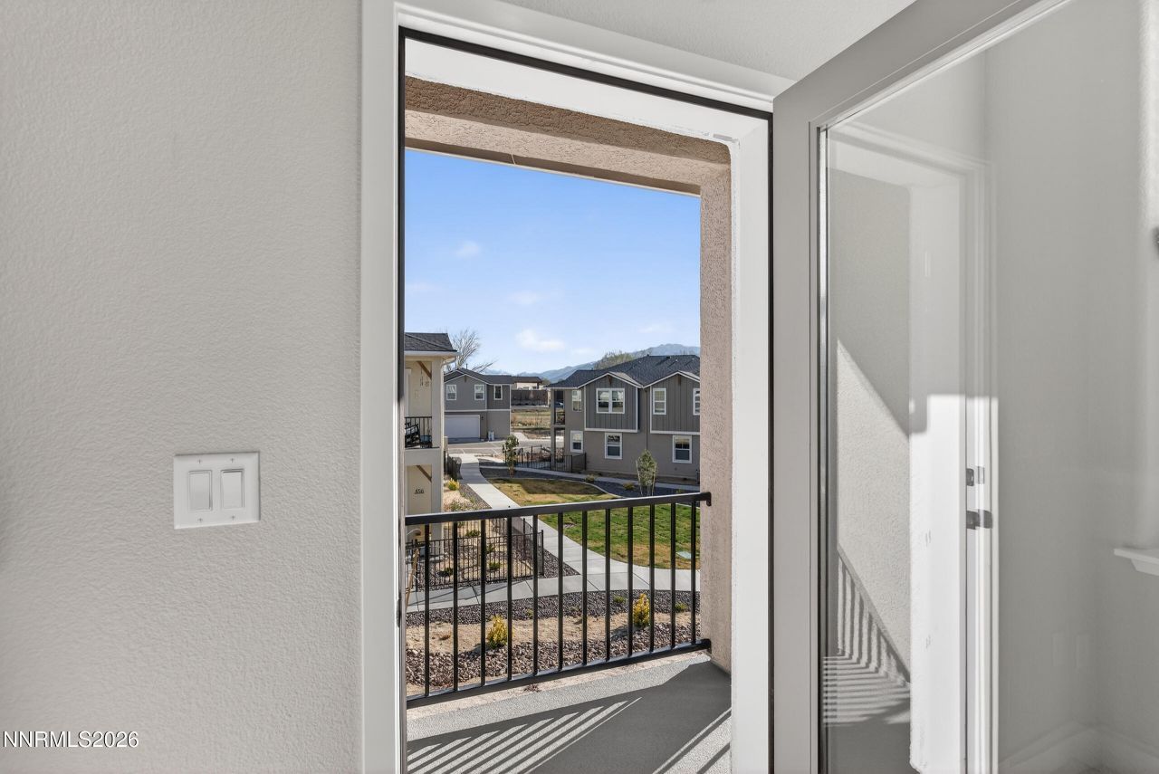 460 Blackbird Lane, Gardnerville, NV 89410 Photo