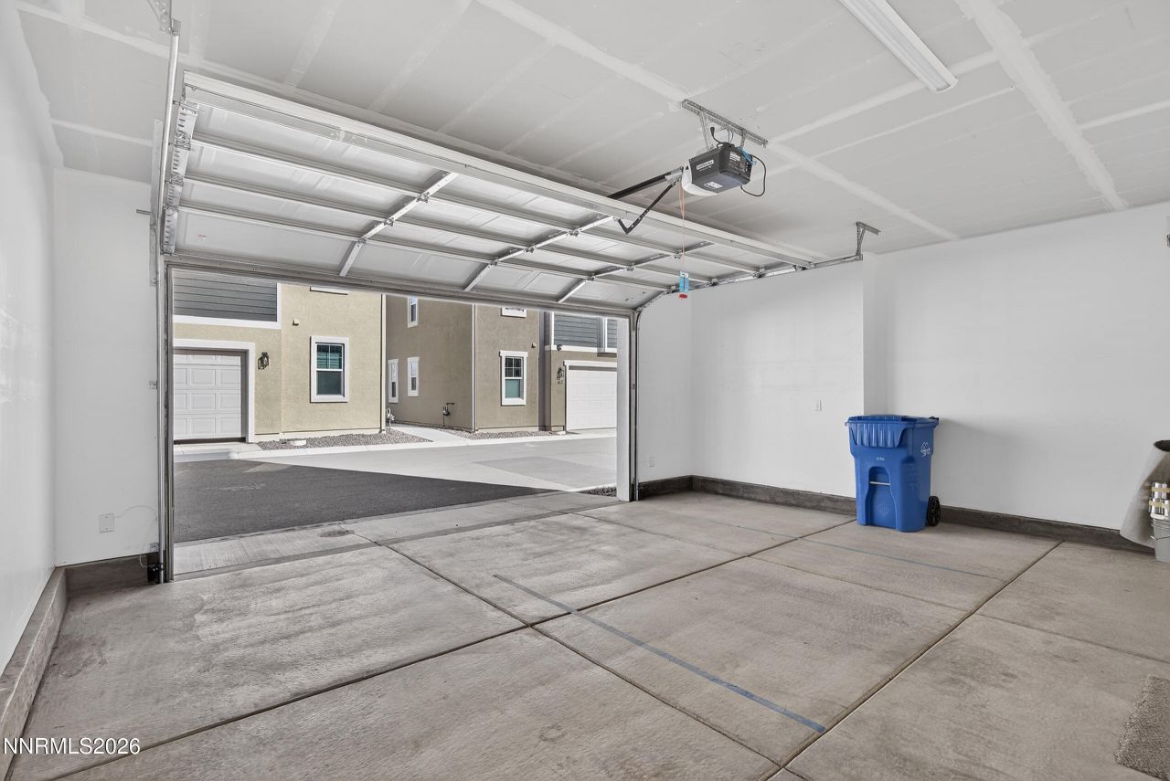 460 Blackbird Lane, Gardnerville, NV 89410 Photo