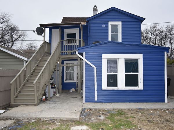 4250 S Artesian Avenue, Chicago, IL 60632