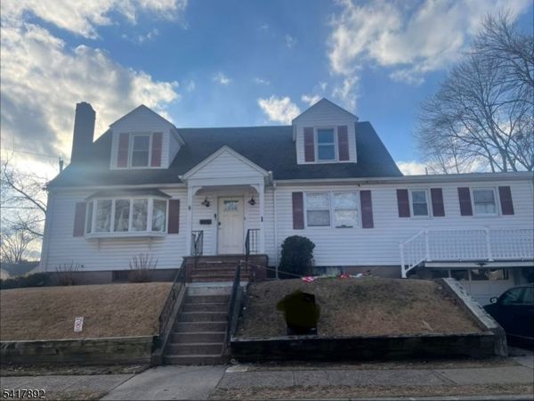 1 Coolidge Pl, Haledon, NJ 07508