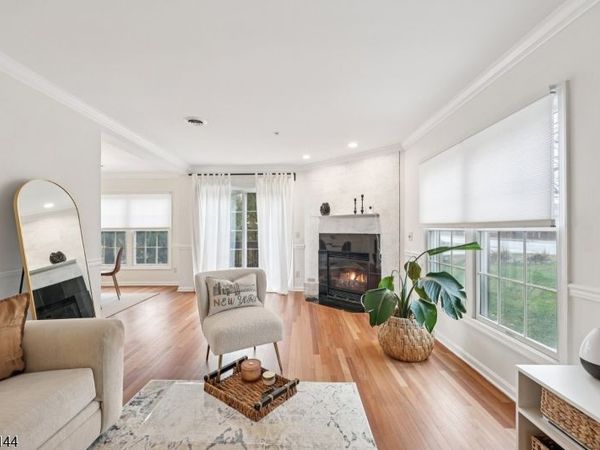 91 Roseland Ave, Caldwell, NJ 07006