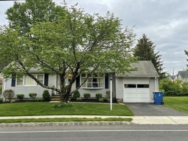 89 Norwood Ave, North Plainfield, NJ 07060