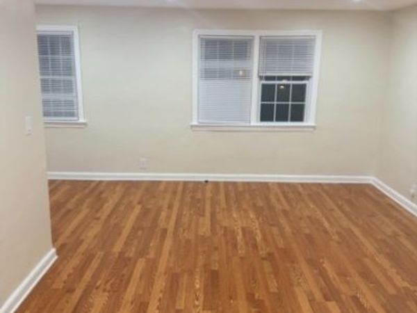 1024 Thompson Ave, Unit 2L, Roselle, NJ 07203