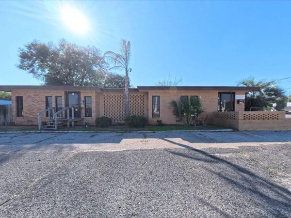 58 Beal Parkway, Fort Walton Beach, FL 32548