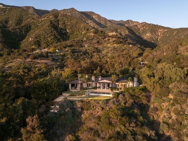 3091 Hidden Valley Lane, Montecito, CA 93108