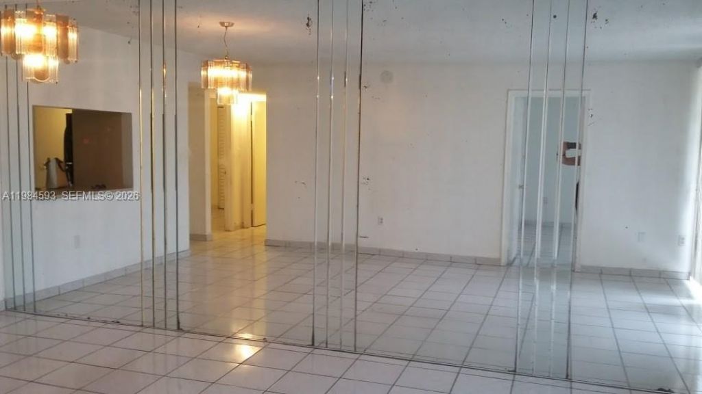 10000 NW 80ct , Unit 2463, Hialeah Gardens, FL 33016 Photo