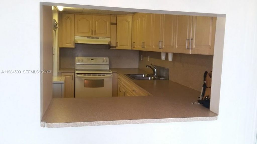 10000 NW 80ct , Unit 2463, Hialeah Gardens, FL 33016 Photo