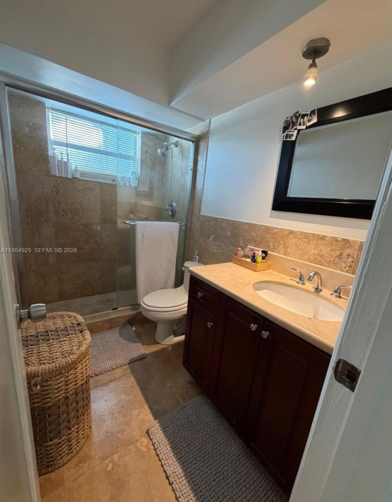 2185 NE 123rd St , Unit 101, North Miami, FL 33181 Photo