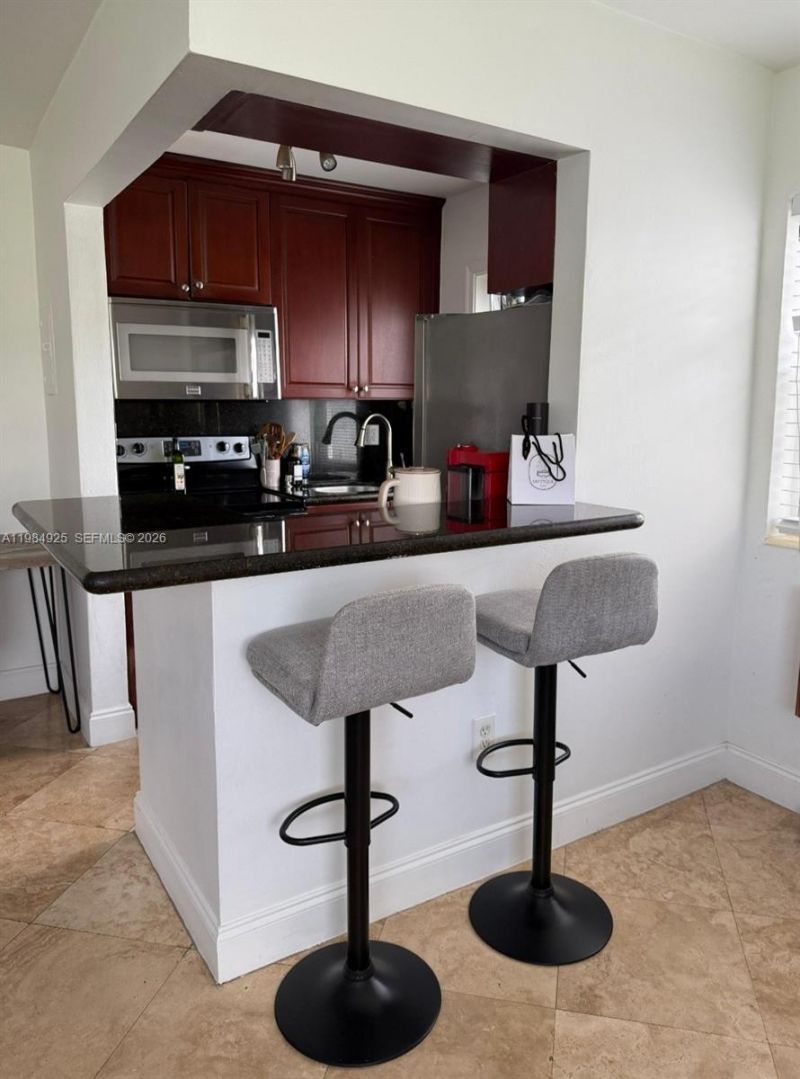 2185 NE 123rd St , Unit 101, North Miami, FL 33181 Photo