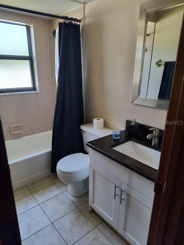 3715 75th Drive E, Sarasota, FL 34243 Photo