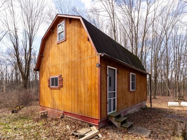 22681 Lexington Road, Alliance, OH 44601