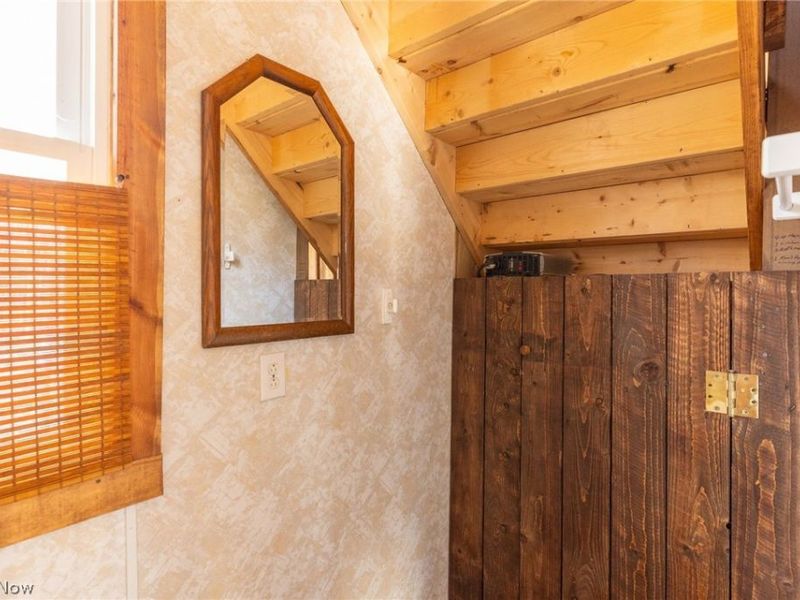 22681 Lexington Road, Alliance, OH 44601 Photo 13