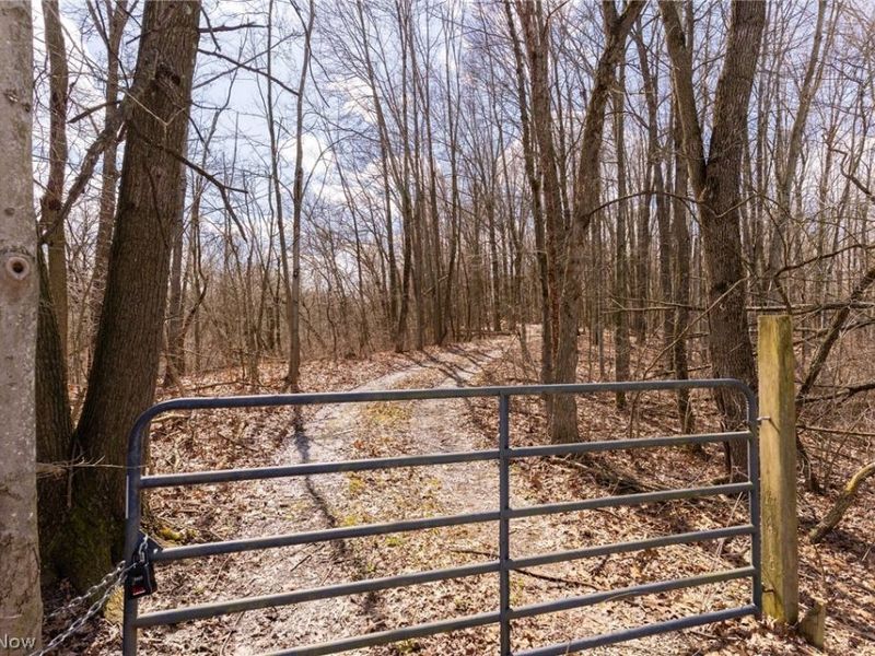 22681 Lexington Road, Alliance, OH 44601 Photo 17