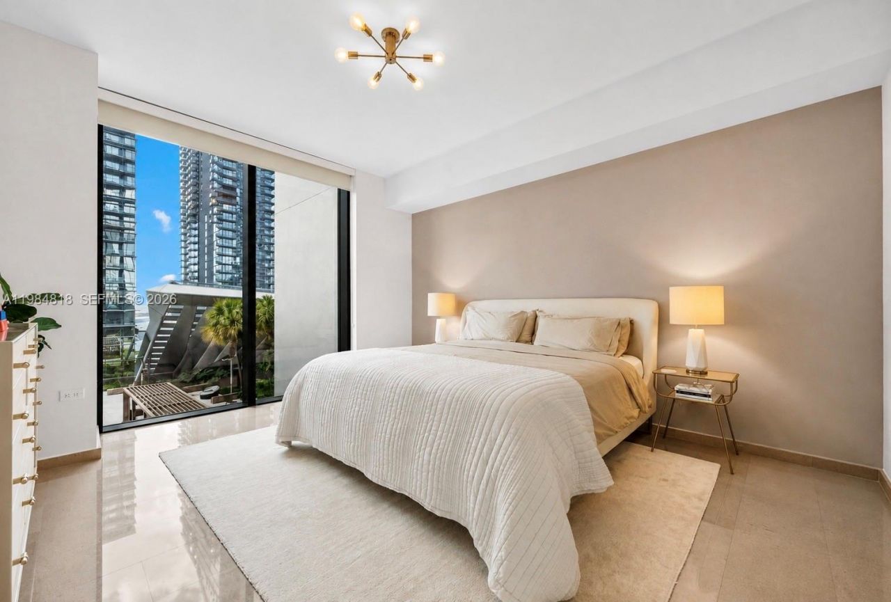 88 SW 7th St, Unit 809, Miami, FL 33130 Photo