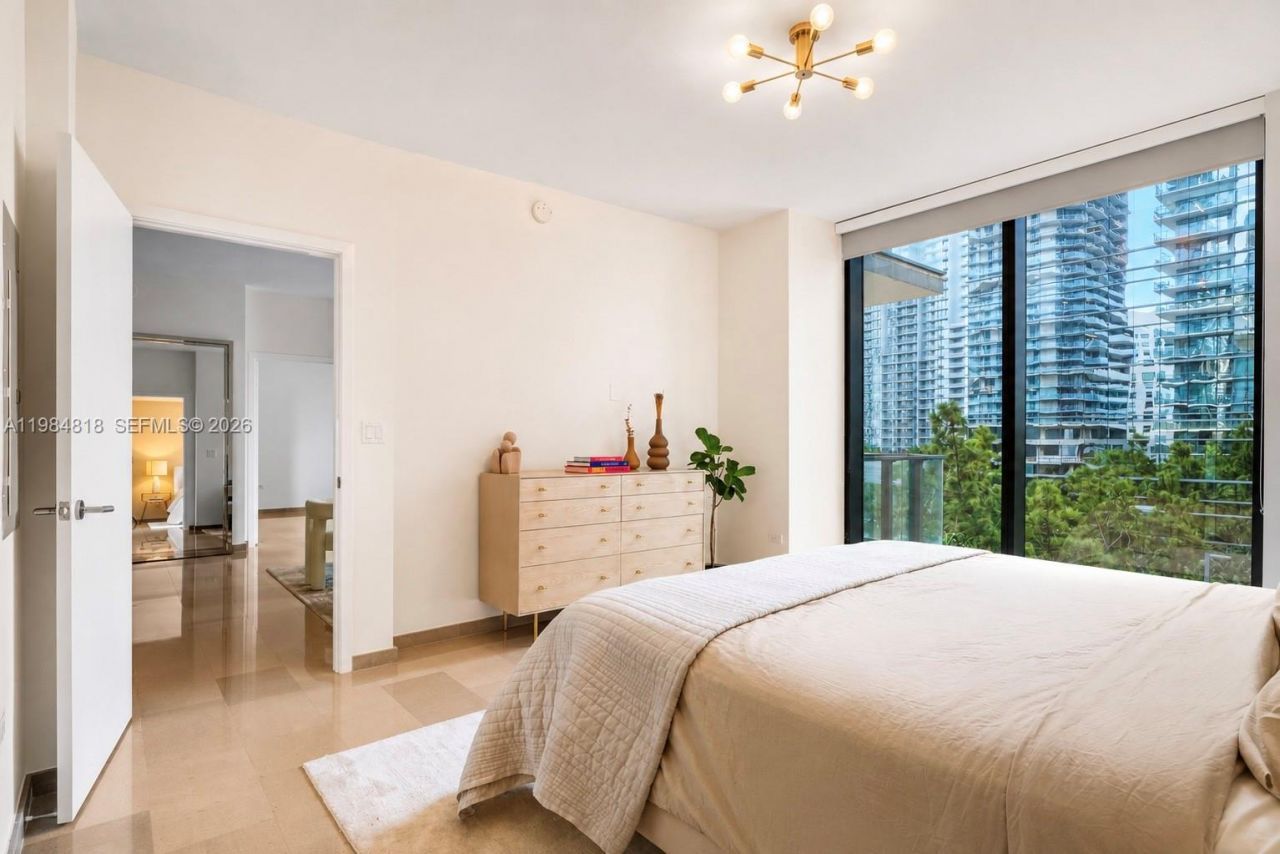 88 SW 7th St, Unit 809, Miami, FL 33130 Photo