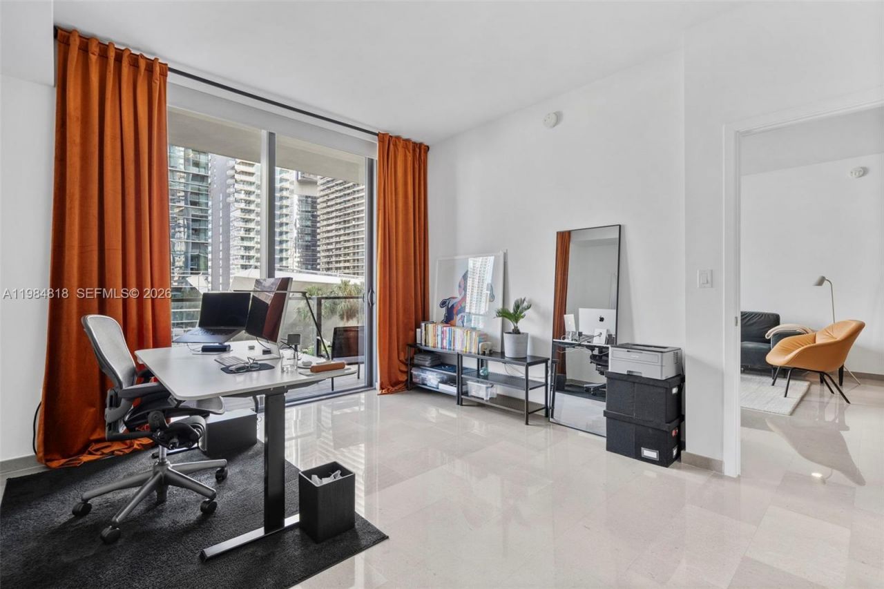 88 SW 7th St, Unit 809, Miami, FL 33130 Photo