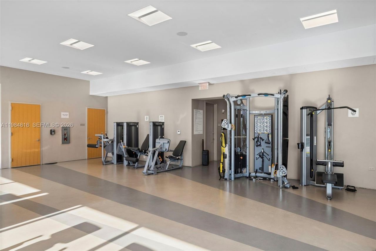 88 SW 7th St, Unit 809, Miami, FL 33130 Photo