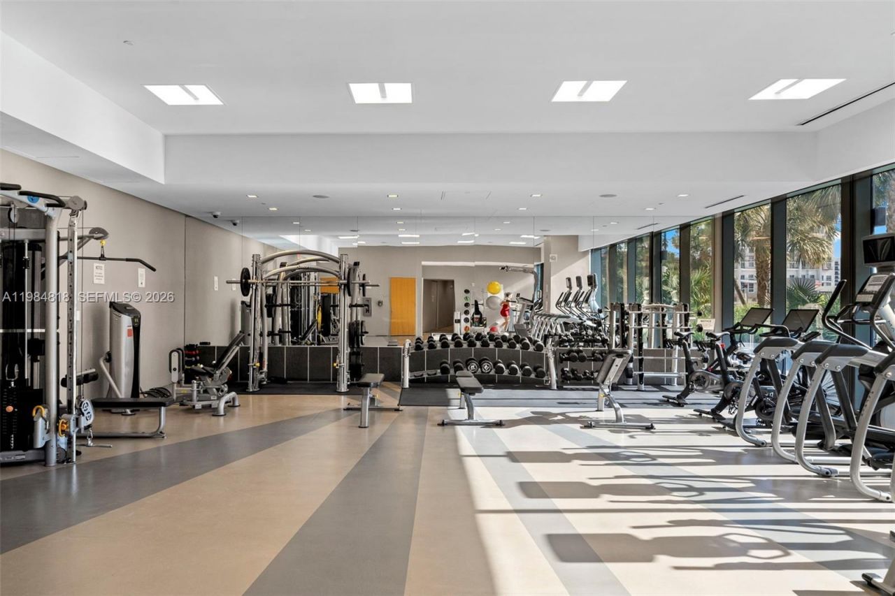 88 SW 7th St, Unit 809, Miami, FL 33130 Photo