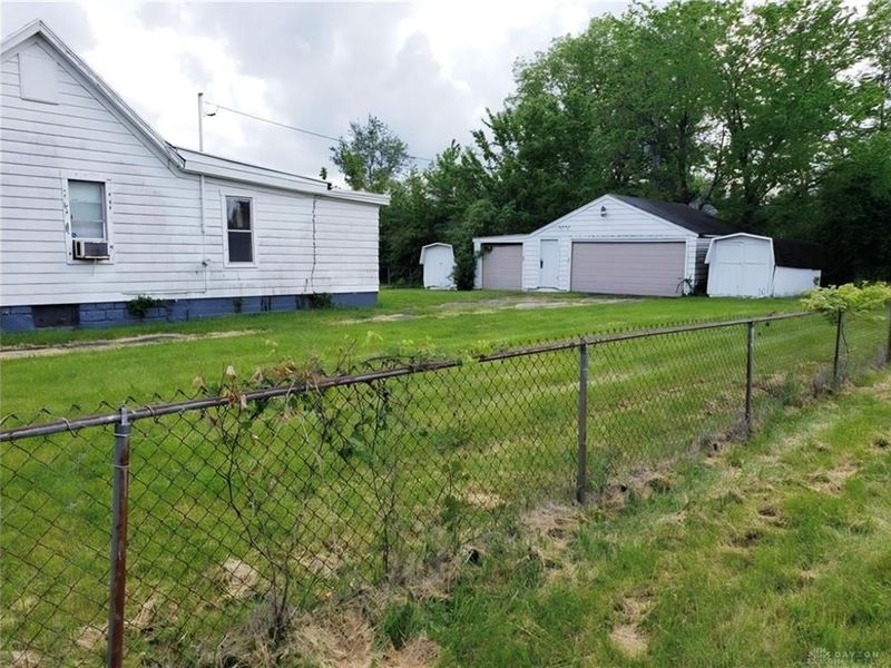 137 Bluecrest Avenue, Dayton, OH 45417 Photo 3